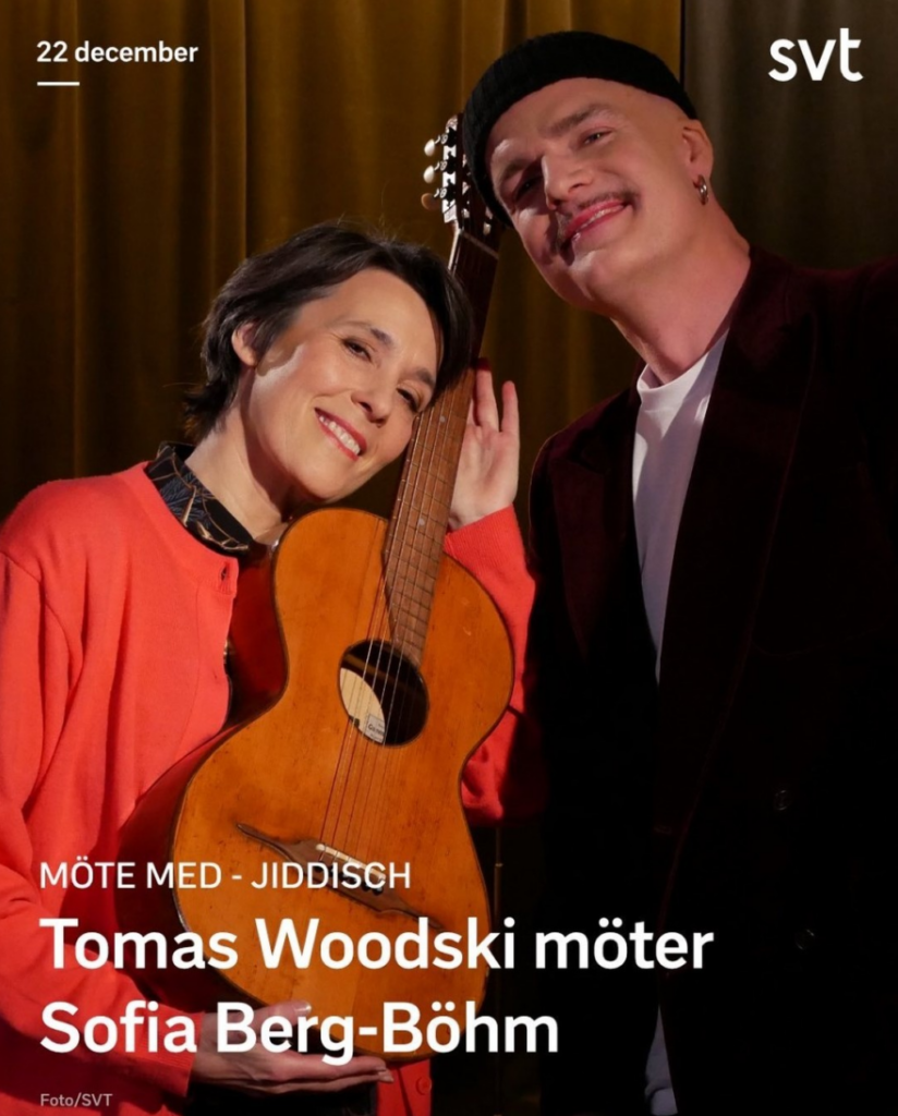 Sångerskan Sofia Berg-Böhm gästar Tomas Woodksi i Möte med jiddisch och berättar om Georg Riedels Jiddischland.